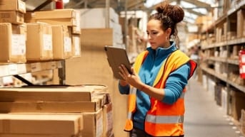 CẦN TUYỂN NHÂN VIÊN PHỤ KHO ĐÓNG GÓI 
