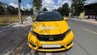 Đổi xe 7 chỗ cần bán Honda Brio 2020 RS