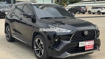 Toyota Yaris Cross 2023 HEV giảm giá sâu