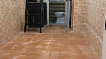 Cho thuê nhà hẻm 68/280A2 Trần Quang Khải Quận 1, trệt lầu, giá 5.5tr