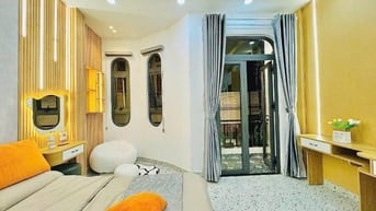 Giảm giá mạnh, bán gấp nhà Nguyễn Sỹ Sách – 1 trệt 2 lầu ST, sổ hồng r