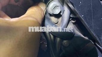 trước mua củ ở cửa hàng xe máy . biển số sg q1 .