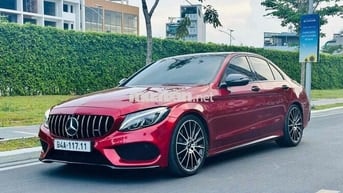 Mercedes Benz C300 2018 full đồ chơi C63