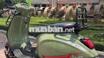 vespa sprint 2022 , 10.000 km, xe gần như mới