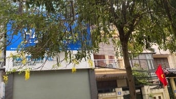 BÁN NHÀ NGUYỄN PHONG SẮC, NGÕ THÔNG Ô TÔ VÀO NHÀ, 82 M2, GIÁ 20,6 TỶ. 