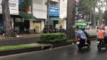 Chính chủ cho thuê nhà mặt tiền Nguyễn Chí Thanh P9 Q5