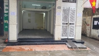 Cho thuê cửa hàng, văn phòng 297 Vũ Hữu, Thanh Xuân, HN. Giá 10tr/1th.