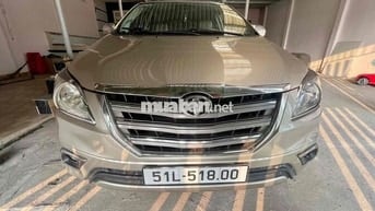 Toyota Innova 2014 2.0E - 125876 km
