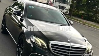 Mercedes E200 Mua mới 2018 - 102000 km Chính chủ
