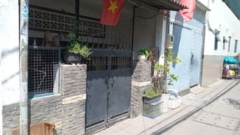 Nhà giá rẻ ,Nhanh chân mới kịp nha khách 