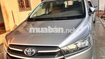 Toyota Innova 2019 2.0E - 150000 km