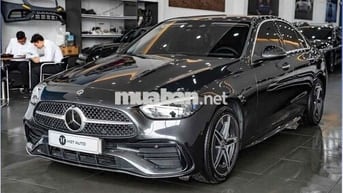 Mercedes Benz C Class 2022 C300 AMG - 9200 km