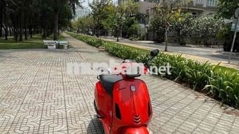 Vespa giá sập sàn