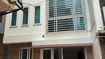 Bán gấp nhà riêng 4PN, 4WC, 42m2 tại ngõ 172 Xuân Đỉnh, 14,5 tỷ VND