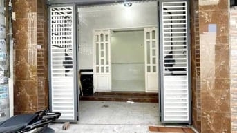 Kẹt tiền bán gấp nhà Trần Thị Cẩm, Củ Chi, Sổ hồng, 135m2, 705 triệu