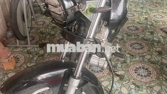2 xe 1 xe hiệu air blade 1 xe hiệu suzuki