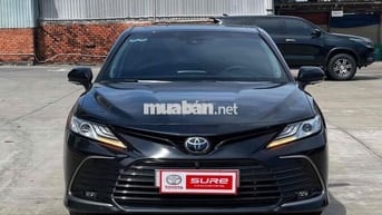Toyota Camry 2.5Q 2022 chủ quên chạy. Lướt 14K