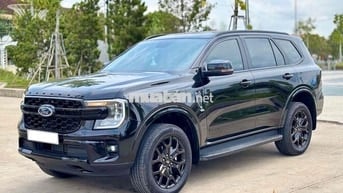 Ford Everest Sport 2.0 AT 2024- 13000 km - xe hãng