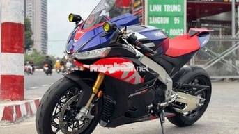 Cần bán Aprilia RSV4 1100 Factory 2022