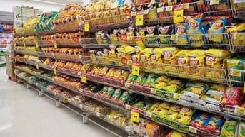 Tuyển gấp 3 nam/nữ LĐPT : Đóng gói , dán nhãn mác