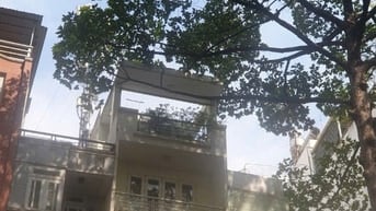 Cho thuê nhà mặt phố Ngô Gia Tự, trung tâm Quận, Phường 2, Quận 10