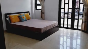 Cho thuê nhà Q7 có sân vườn đường Huỳnh Tấn Phát