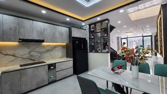 Mình chính chủ bán nhà mới full nội thất giao nhà ngay