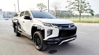 Mitsubishi Triton 2022 Athlete 4x4 AT - 28000 km