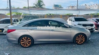 Hyundai Sonata 2011 2.0 tự động - 129000 km