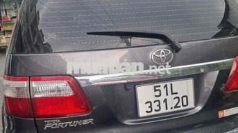 Toyota Fortuner 2009 2.7V - 130000 km
