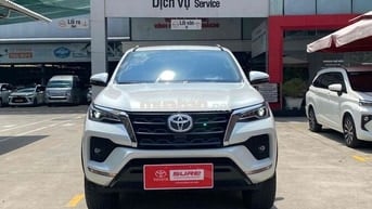 Toyota Fortuner 2022 dầu tự động - 51000 km