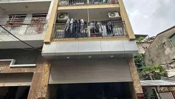 Nhà Mặt Phố Võ Chí Công .DT 86 m2, Nhà Xây 5 Tầng,Giá 46 Triệu / Tháng