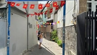 3ty980 Nhà 3pn ngang khủng 6 x 9,5 ( trệt + lầu ) SHR hoàn cong đủ