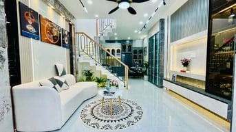 Nhà gần ga Sài Gòn bán tại Hoà Hưng, P13, Q10| Giá 2,520 tỷ| DT 40m2