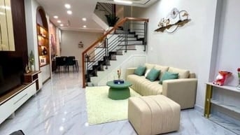 Về quê sống bán nhà Hoà Hảo, Q10. Gần Bệnh viện Chợ Rẫy, Giá 4,010 tỷ