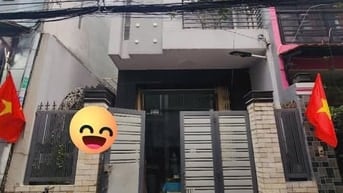  6ty950 nhà hẻm thẳng 4m P2Q8 thửa đất đẹp 4,7x12 trệt 2 lầu st HC đủ 