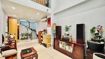 Nhà hẻm xe hơi đường Dương Tử Giang, Quận 11. Gần Chợ Thiếc