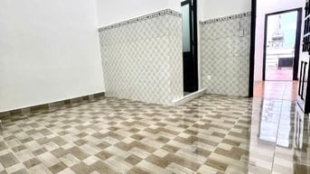 bán nhà q12 3 tấm đúc 4x12 3phòng ngủ đường Lê Văn Khương giá 3.900tr 