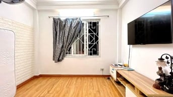 Chính chủ cho thuê nguyên căn mới 4Tx18m full đồ, 8tr ở Hoàng Hoa Thám