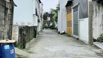 NHÀ HẺM XE TẢI - 135M2 - GIÁ 5.9 TỶ TL