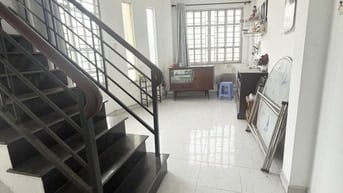 NGUYỄN CẢNH CHÂN QUẬN 1 DT 36M2 HẺM 4M THÔNG, 4 TẦNG ST.