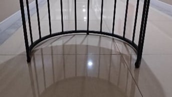 Bán bàn tròn mặt đá khung sắt nhẹ