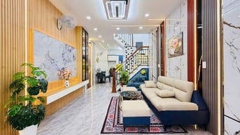 Bán nhà gần Đại Học Kinh Tế TPHCM ở Hùng Vương p4 q5. 3,290tỷ|54m2