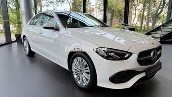Mercedes Benz C200 Avantgarde V1 - Odo 21 km