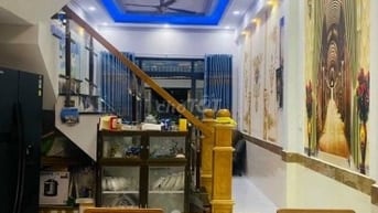 Kinh doanh cần vốn bán nhà Nguyễn Kim, Q5. gần chợ Nguyễn Tri Phương