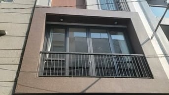 Kẹt tiền cần bán nhà Trần Quang Diệu, P14, Quận 3. DT 48m2. SHR HXH 5m