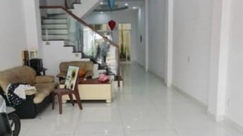 Định cư Mỹ bán nhà 60m2,1 trệt 2 lầu,SHR,890triệu,Huỳnh mẫn đạt,p3,q5