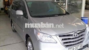 Toyota Innova 2014 E - 150000 km