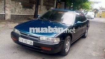 Honda Accord tự động
