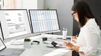 THAY ĐỔI NHÂN SỰ TUYỂN GẤP NHÂN SỰ HÀNH CHÍNH 